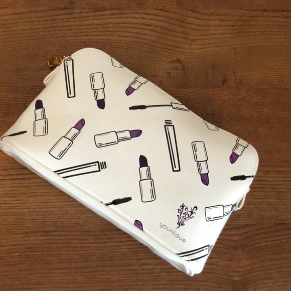 Younique Handbags - DONATED